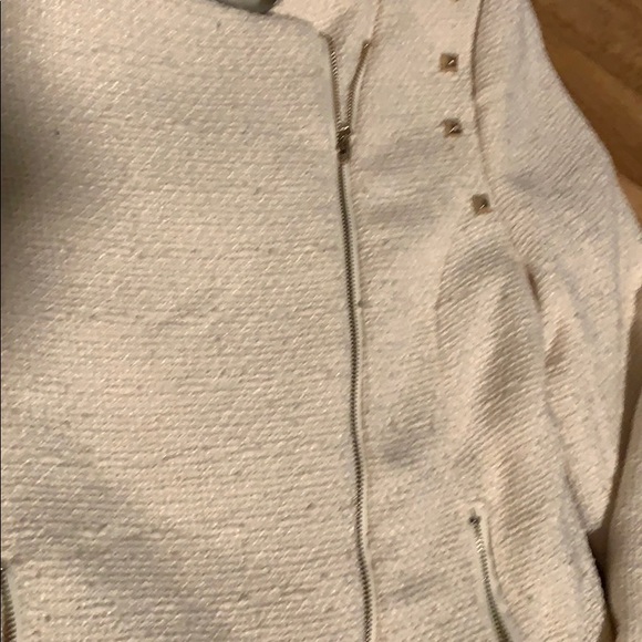 Coat - Picture 4 of 5